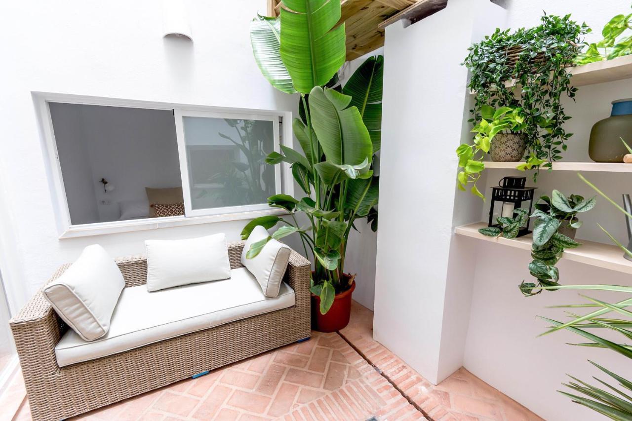 Bhost-plaza De Flores Apartament Malaga
